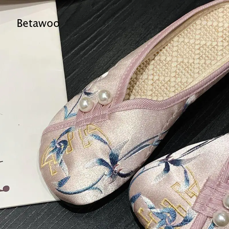 Women Ethnic Style Closed Toe Slippers Retro Hanfu Embroidery Flat Shoes Comfortable Summer Daily Commuter Wear
