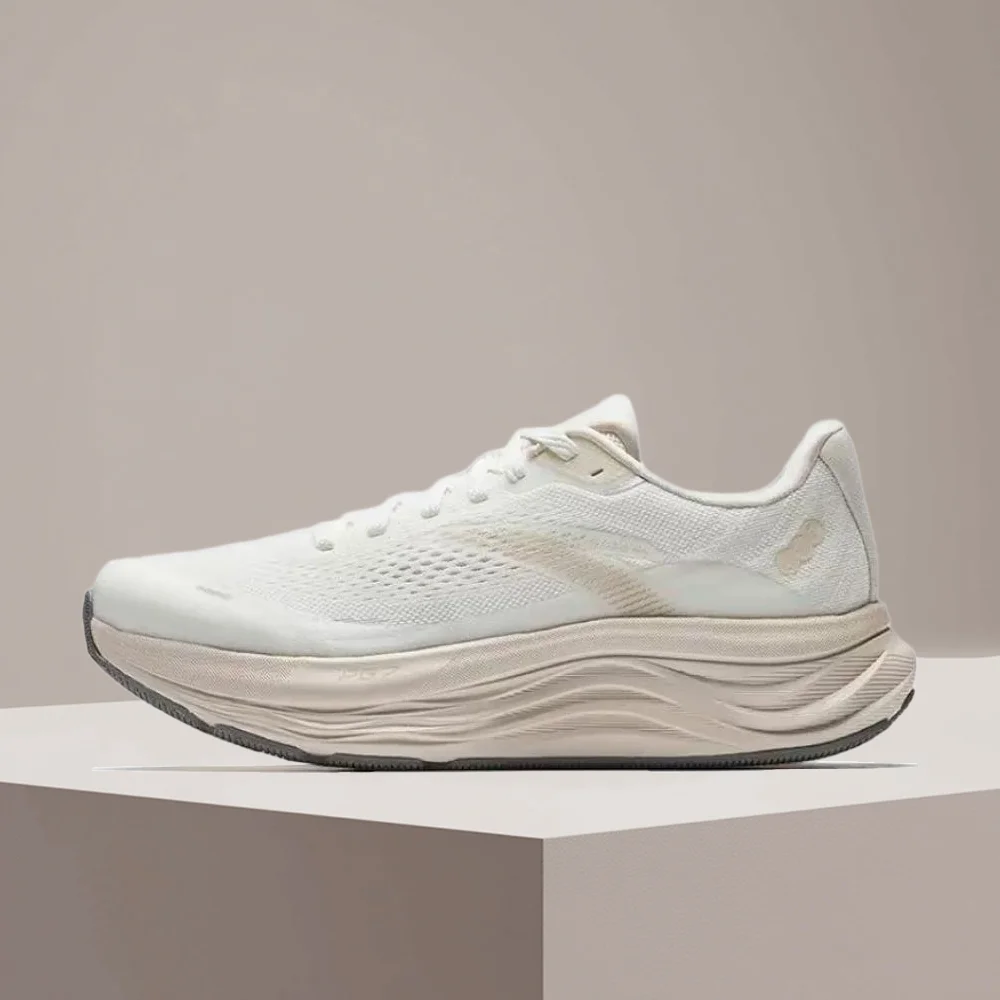 Anta Travel Series Women's Low-Top Casual Running Shoes  Comfortable, Versatile, Slip-Resistant & Durable, White 122525546-2
