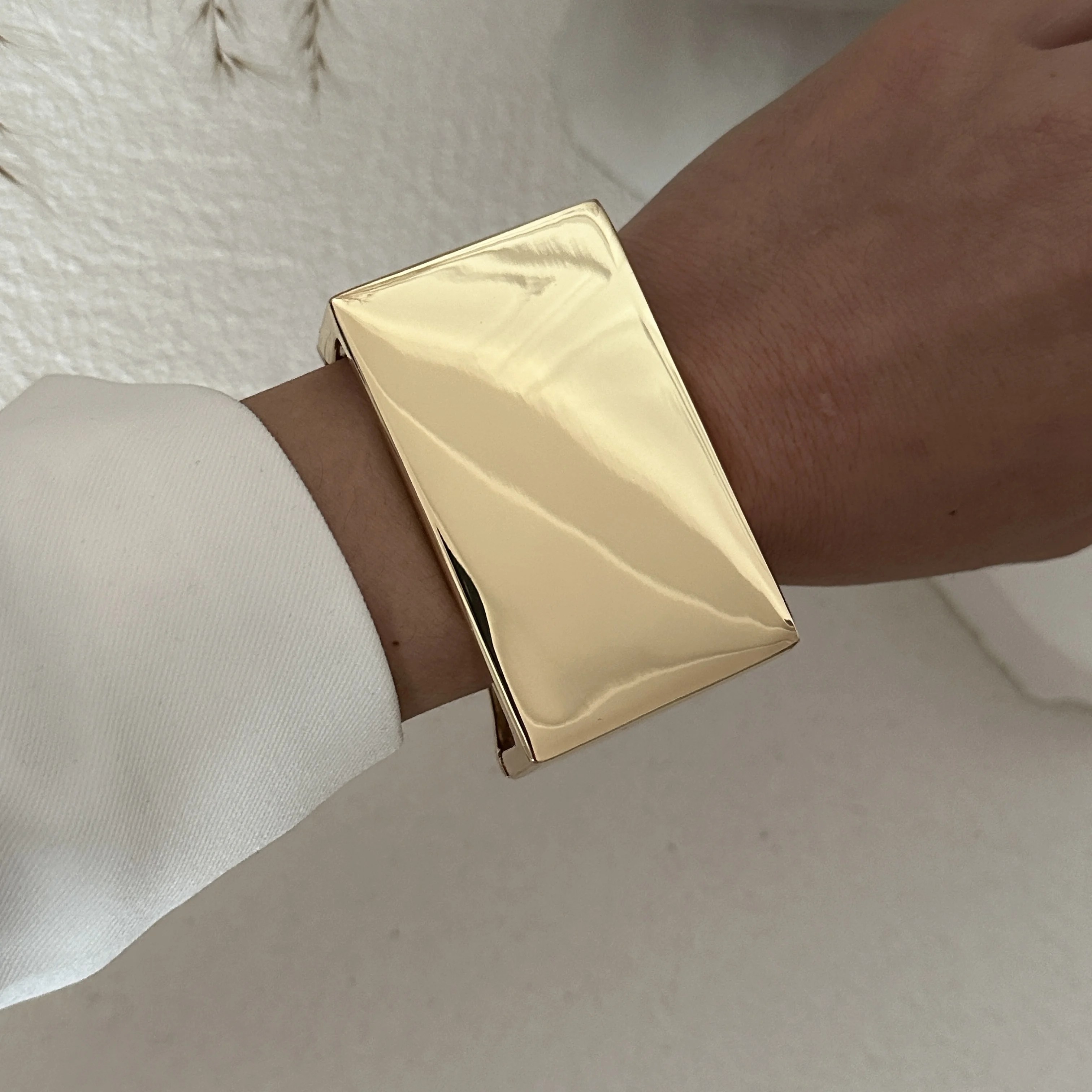 Übertriebene Punk Glatte Heavy Metal Chunky Frühling Armreifen für Frauen Hip Hop Gold Farbe Geometrische Armbänder Schmuck Zubehör – Detail 9