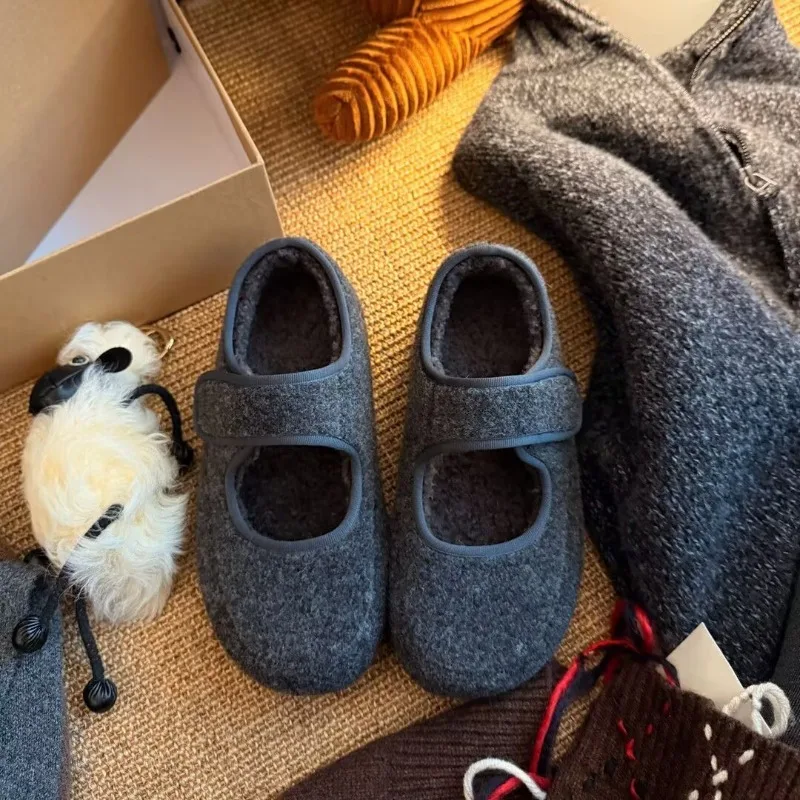 Grey Woolen Platform Shallow Mouth Mary Jane Shoes Women's 2025 Winter New Velvet Thermal Woolen Cotton Shoes