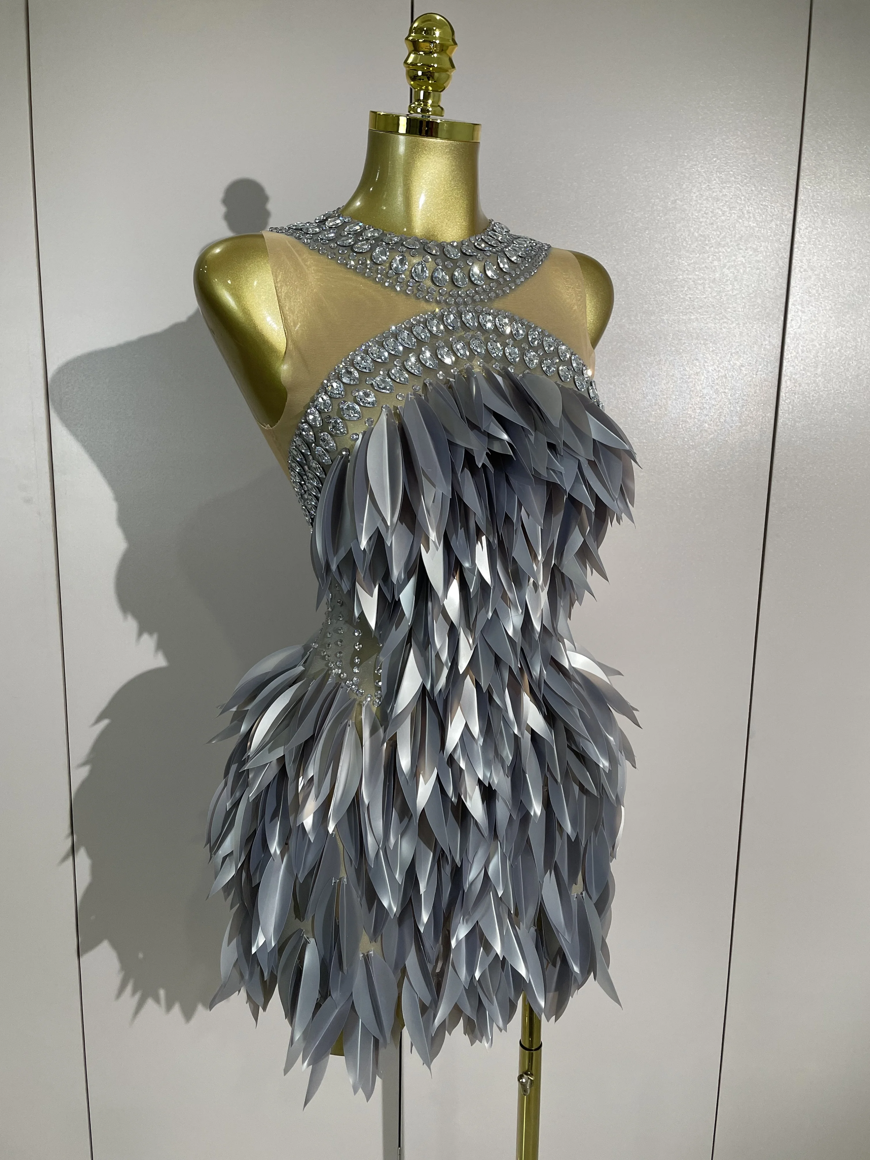 Lusso scintillante diamante 3D acrilico foglia maglia trasparente mini abito da donna festa d'auguri compleanno ballo discoteca bar costumi di scena