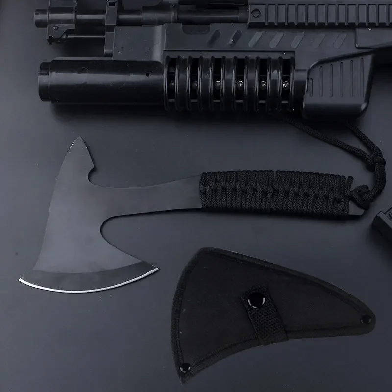 فأس تكتيكي متعدد الوظائف لقطع الجبال وقطع الخشب ومكافحة الحرائق والتخييم والبقاء في الهواء الطلق وأعمال النجارة