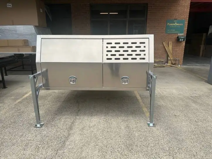 Factory Custom Sale Black Powder Coated Aluminium Canopy Lockable 4x4 Canopy for Dual Cab Pickup