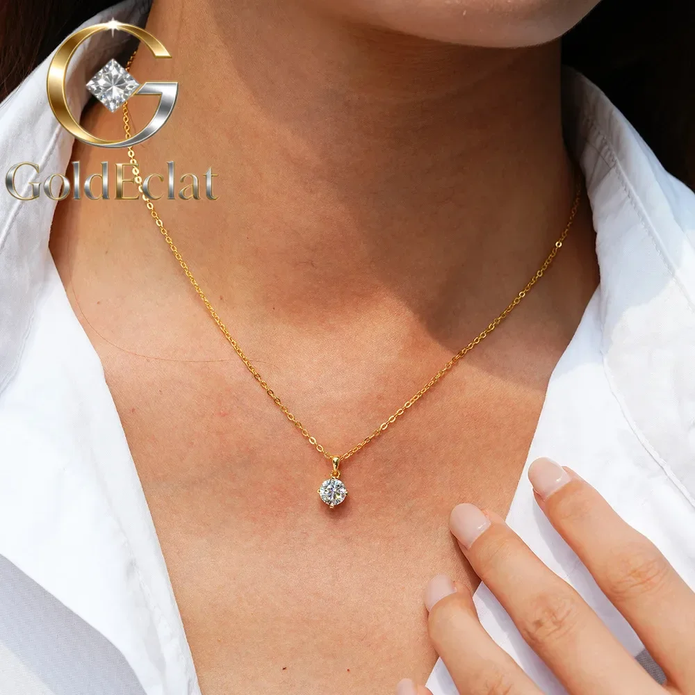 

GoldEclat Luxury 100% Real 18k Gold Women's Classic Four Claw Pendant Clavicle Chain Moissanite Necklace