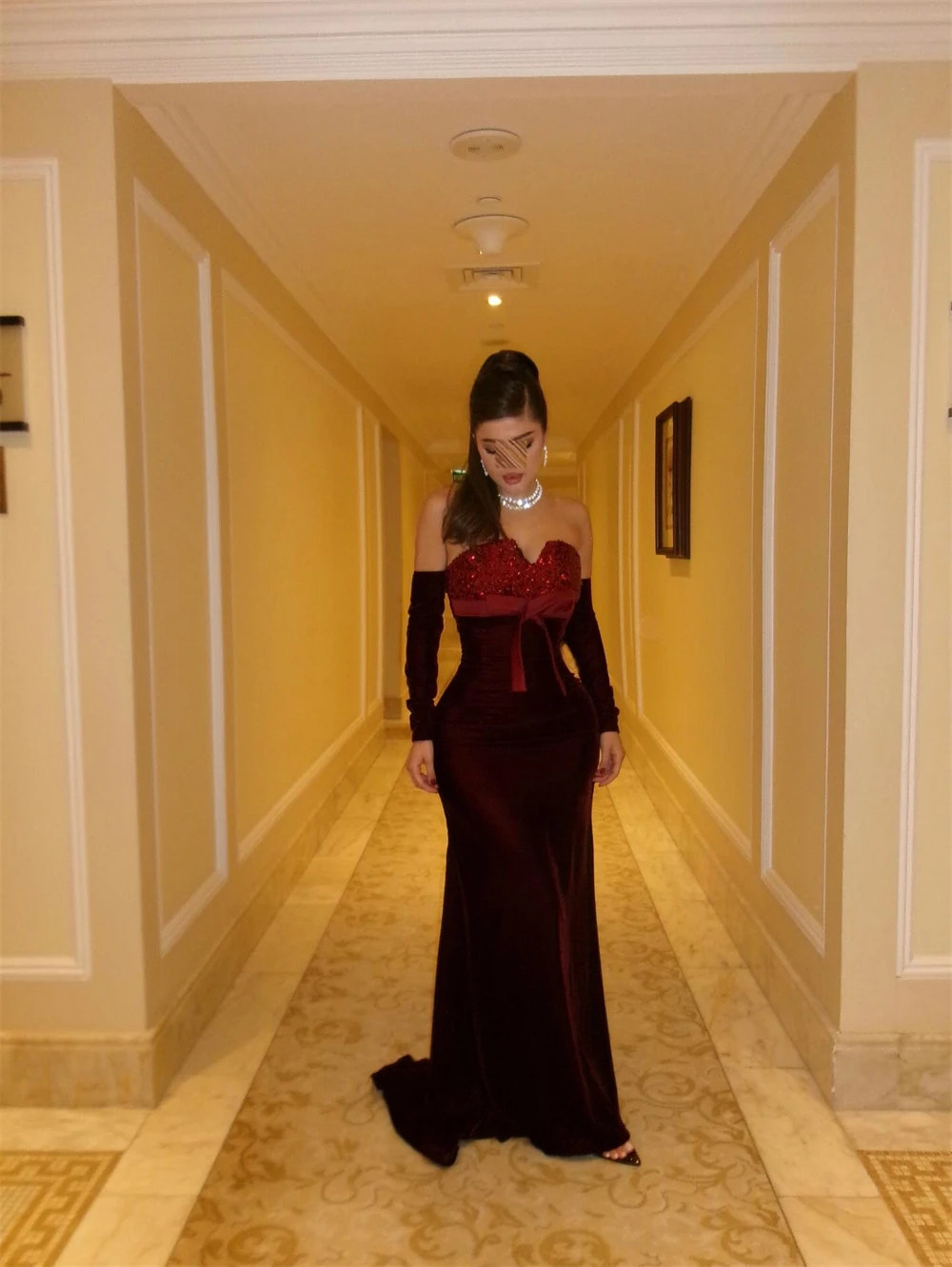 

Customized Simple Burgundy Velvet Evening Dress Soft Sweetheart Sleeveless Party Dress Sexy Mermaid Court Train Cocktail Dresses