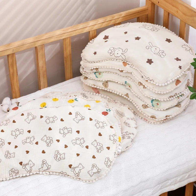 Comfortable and Cooling Infant Pillow Double Layer Gauzes Buckwheat Filling Pillow Breathable Moon-shaped Baby Pillow