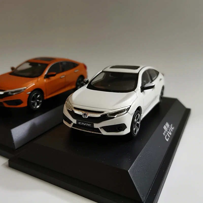 

Масштаб 1:43 10th Gen Civic модель автомобиля из сплава литая игрушка Коллекционная сувенирная декорация Подарочные игрушки автомобили