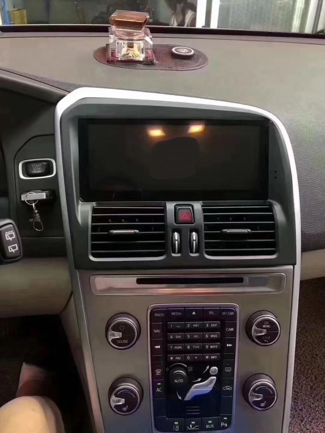 Radio para Auto Android 13 de 8.8 Pulgadas para Volvo XC60 2009-2017, Unidad Principal GPS, Reproductor Multimedia, Audio Estéreo, Carplay Inalámbrico, Navegación