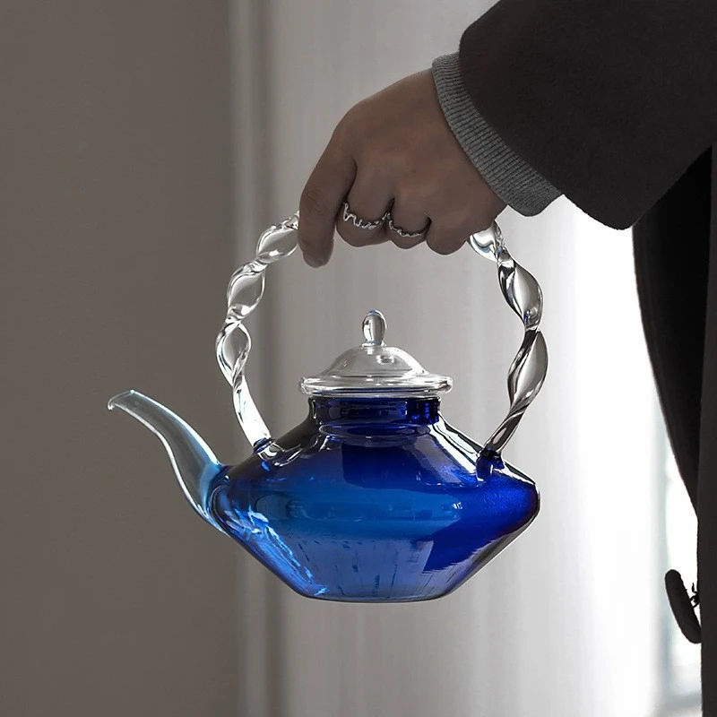 

Blue glass teapot, heat-resistant and heatable, Japanese style simple twisted pattern handle teapot, heat-resistant glass teapot
