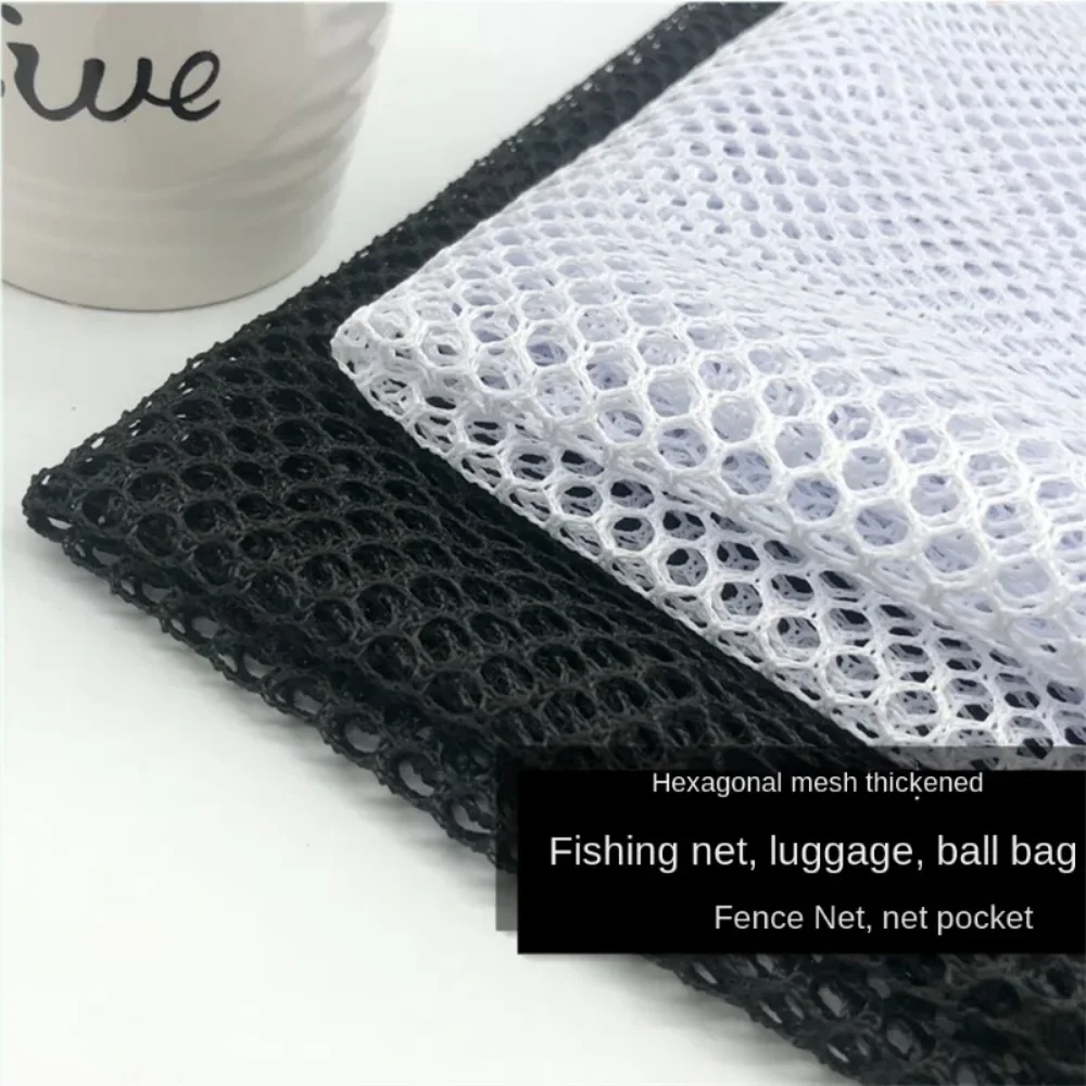 

Утолщенная шестиугольная сетчатая ткань, черно-белая вязаная сумка с большим отверстием, ажурная сумка для шариков, сетка для ограждения, багаж по метрам