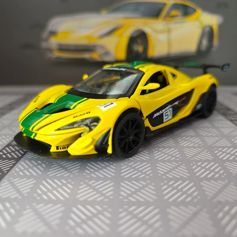

1:32 Simulated McLaren P1 GTR alloy car model, doors and hood can be opened, static sports car gift collection