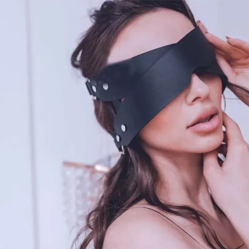 Adjustable Mask 1 PCS Women Sexy Mask Blindfold Cosplay PU Leather Masquerade Ball Fancy Masks Halloween Party Mask Accessories