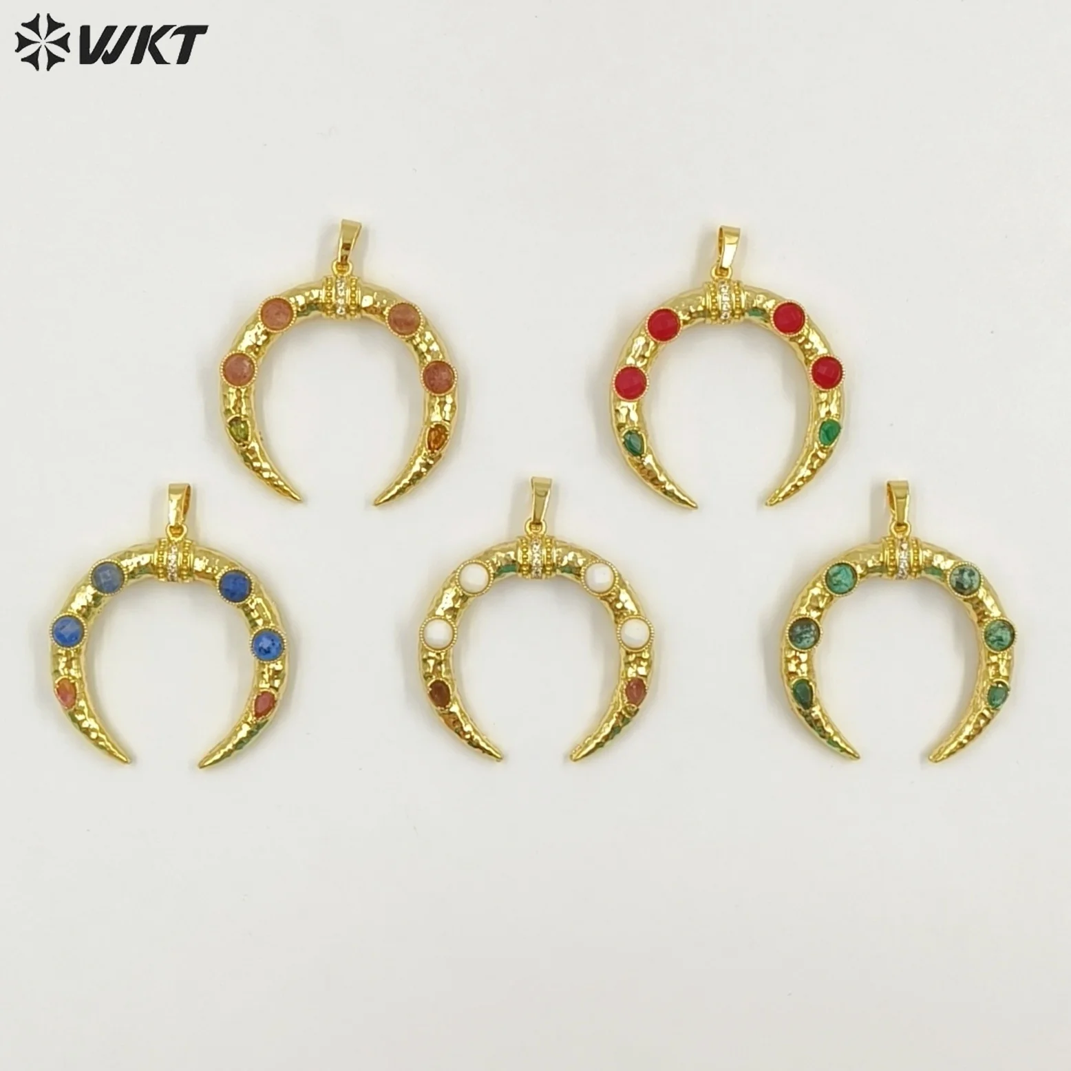 

WT-P2050 Unique Semi-Circular Moon Shape With Colored Gemstone Beads And Zircon Paved 18k Gold Plated Pendant Crafts Making