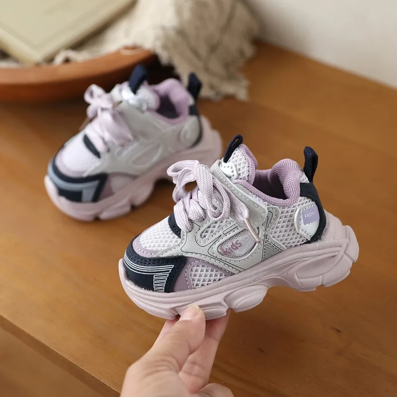 

Новые детские уличные спортивные кроссовки в стиле ретро, нескользящие, для мальчиков и девочек, массивные кроссовки для школы, дышащие, на липучках