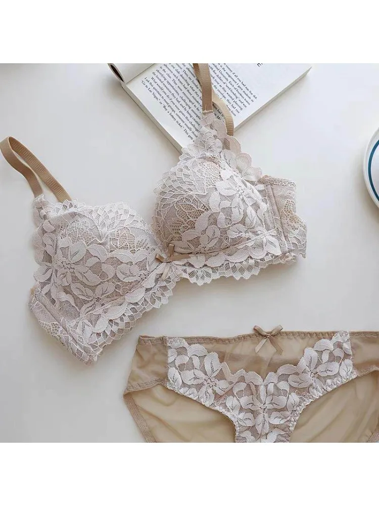 YUQI Luxury Lace Non Padded Bra Set, Small Bust Push Up & Lift, Adjustable Straps Anti Sag Design, Elegant Women's Lingerie