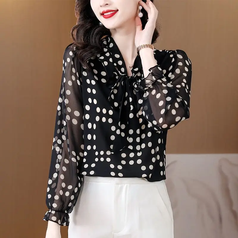 

Long-sleeved Chiffon Shirt for Women New Fashion Ruffle Age-reducing Polka Dot Streamer Top for