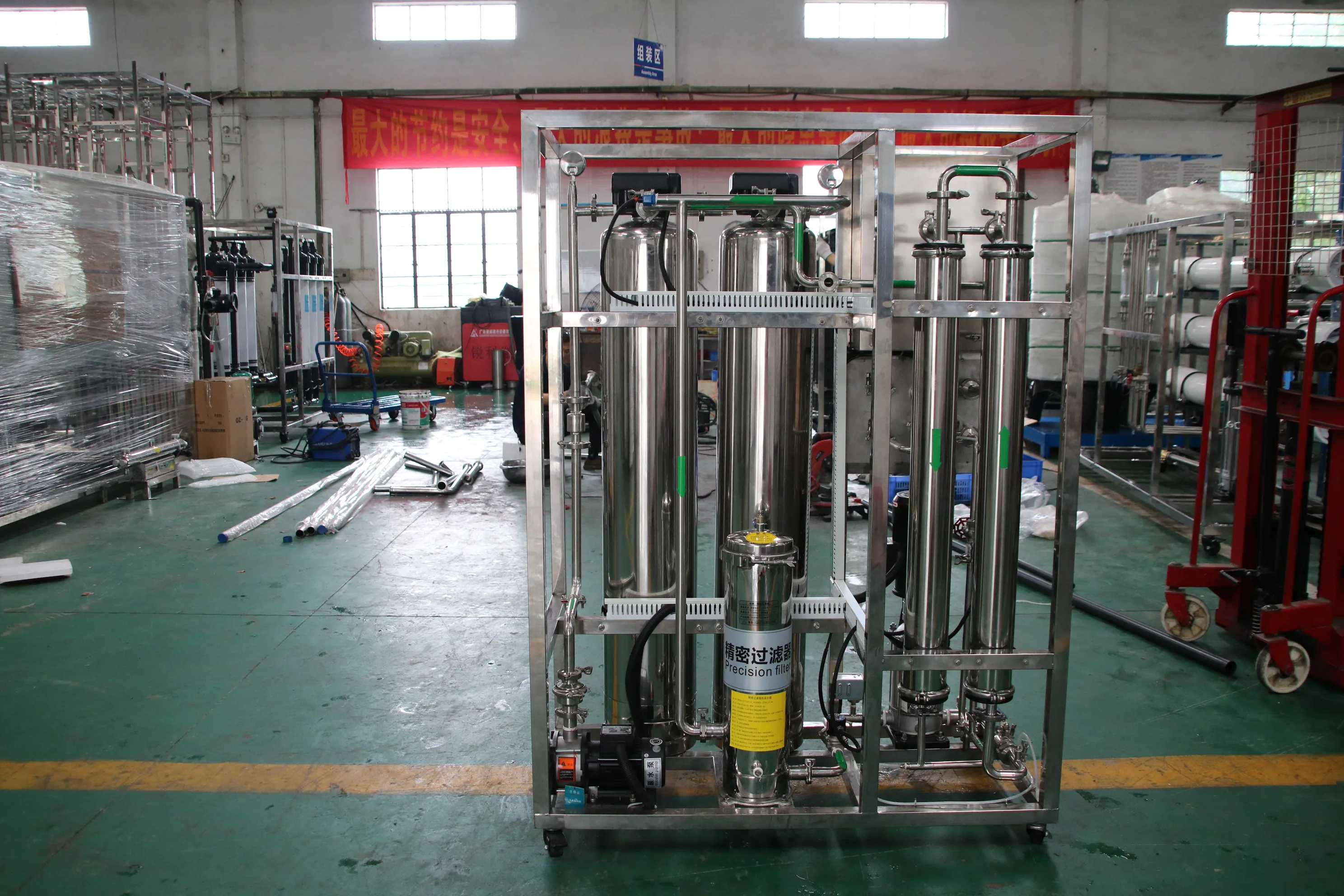 التناضح العكسي، ترشيح الرمل المزيل بالأيونات، وعاء الضغط المنقى، معدات معالجة المياه الصناعية على نطاق واسع، مرحلة واحدة