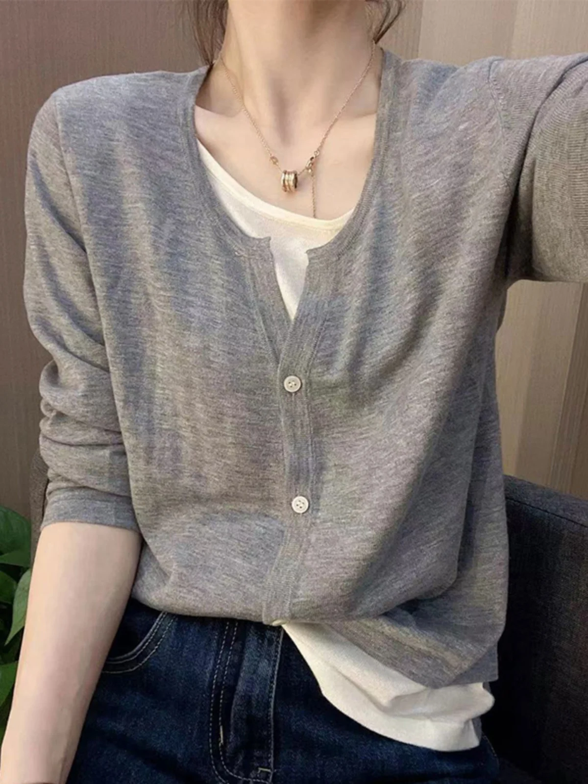 

Women's V-Ne Color Blo Knitwear Long Sve Slimming Top Overhead Sweater Base irt Soft Comfortable Loose Fit Commute S...