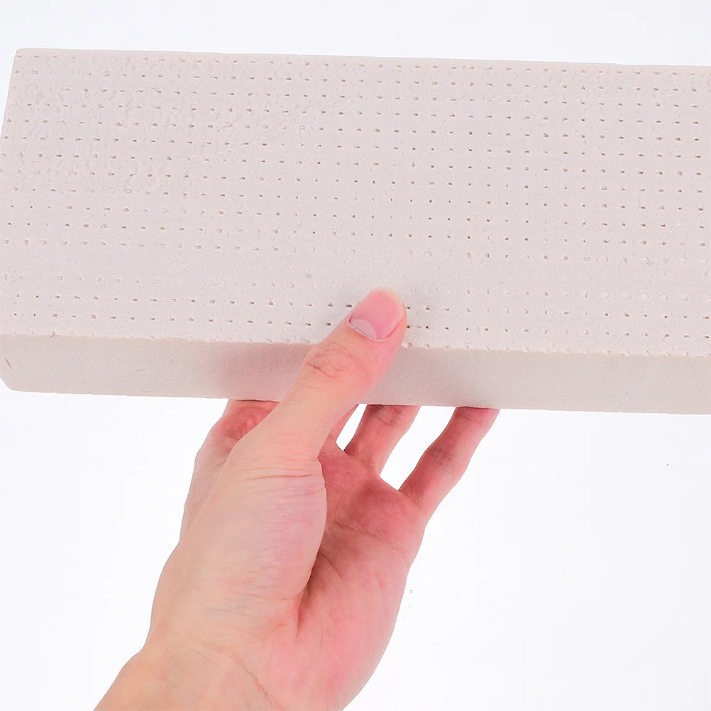 

2Pcs Floral Foam Blocks Lightweight Portable for Fresh Artificial Flowers Crafting Home Decor Foam for Dry Flower Arrangements