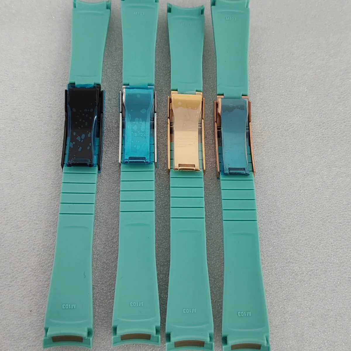

20mm*18mm Blue Color Rubber Strap No Luminous Watch Strap Stainless Steel PVD Single Folding Clasp