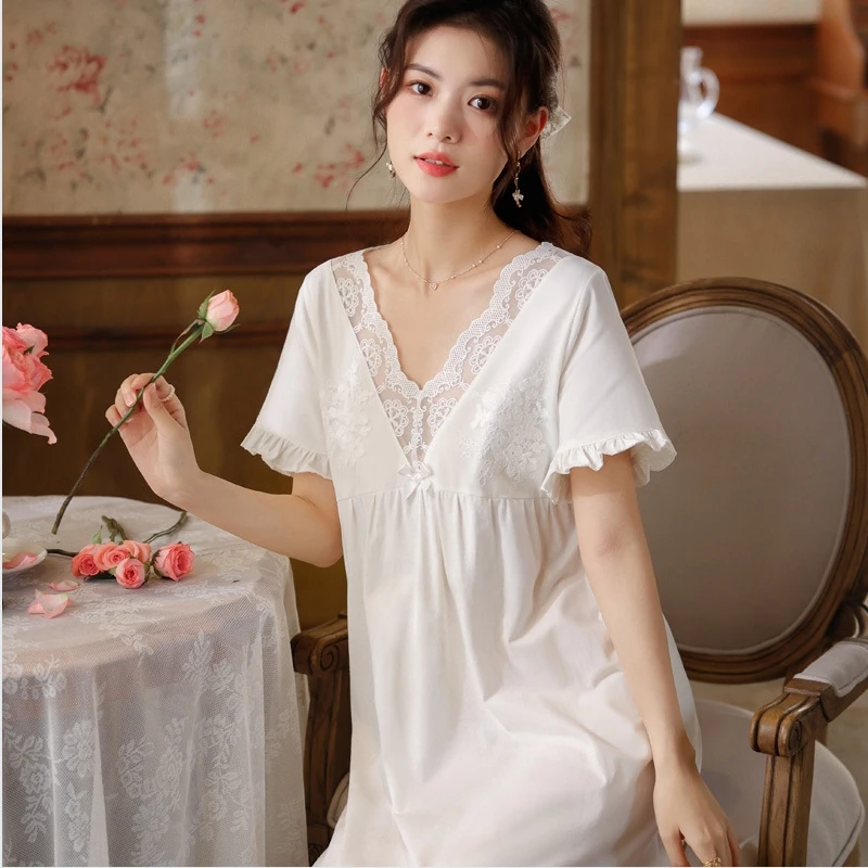 Short sleeved nightgown, women's cotton retro court style, lace princess sleepwear, soft V-neck, suitable for outdoor home wear, 5