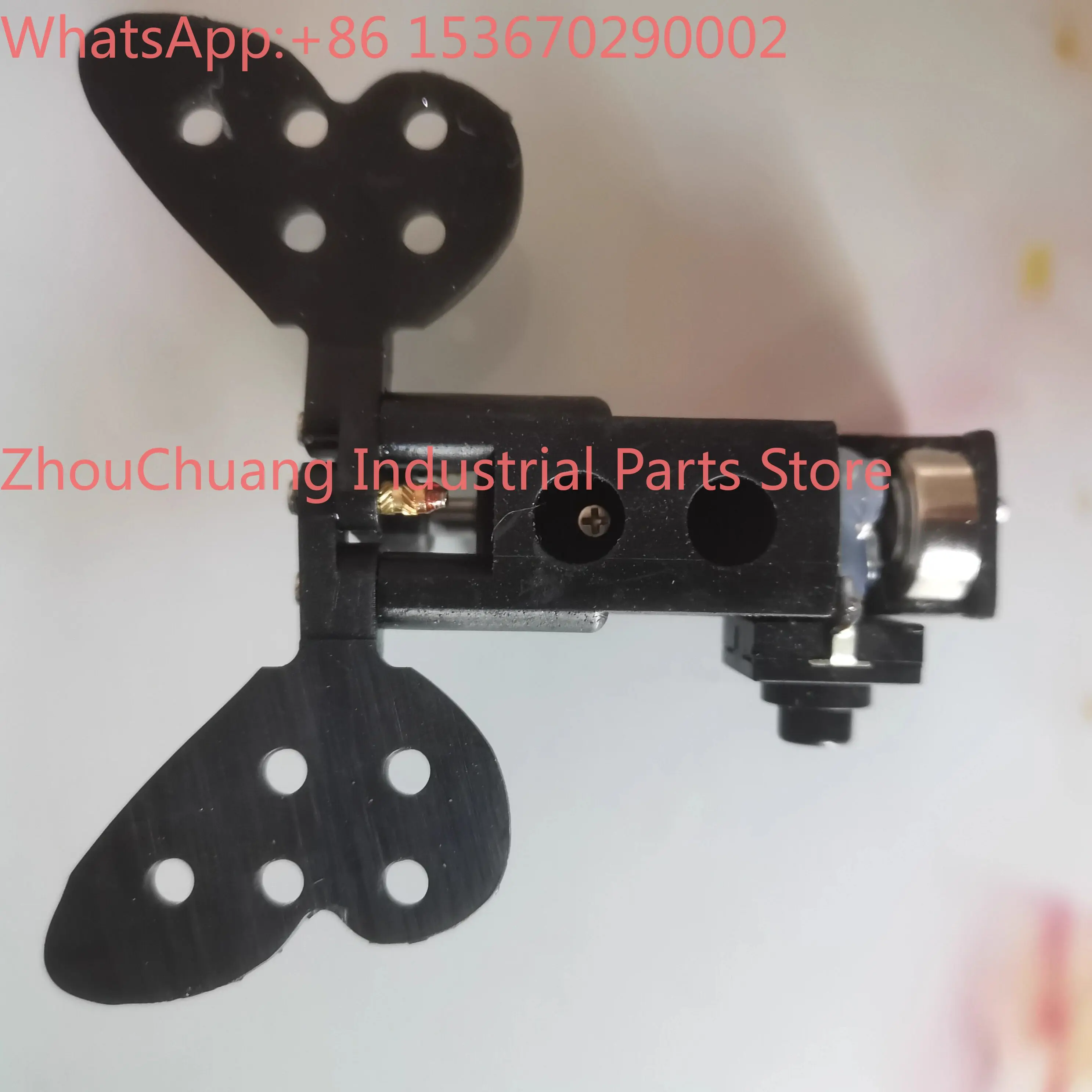 Butterfly opener specimen fluff wrapped flower scalding wing fanning device mechanical moving electronic butterfly DIY