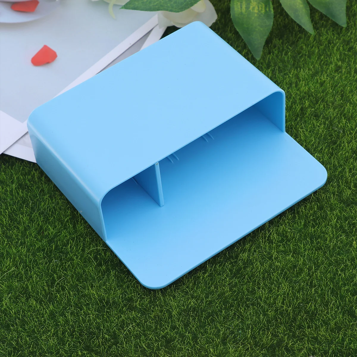 

Magnetic Stationery Organizer Box Sky-Blue Plastic Storage for Whiteboard Marker Chalk Pencil Holder Chalk Drawers