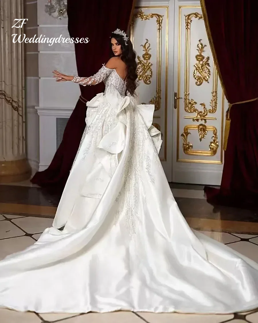 Customized Luxury Shoulder Beads Sequins Wedding Dresses with Detachable Train Bride Dresses Fashion Luxury Robe De Mariage