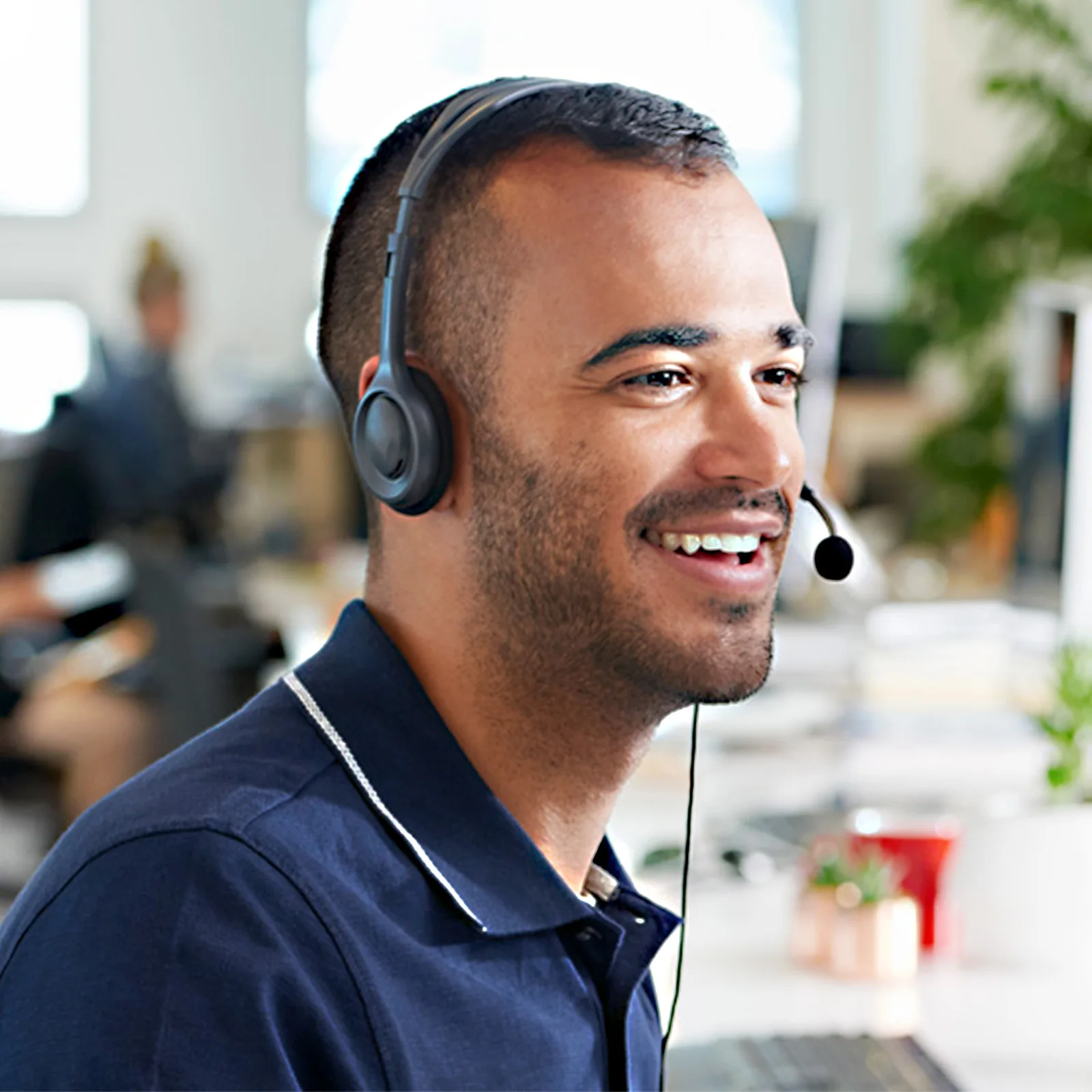 

Replacement Ear Pads Ear Cushions for H800 Wireless Headphones Durable Comfortable Stereo Music Enhance Bass Black