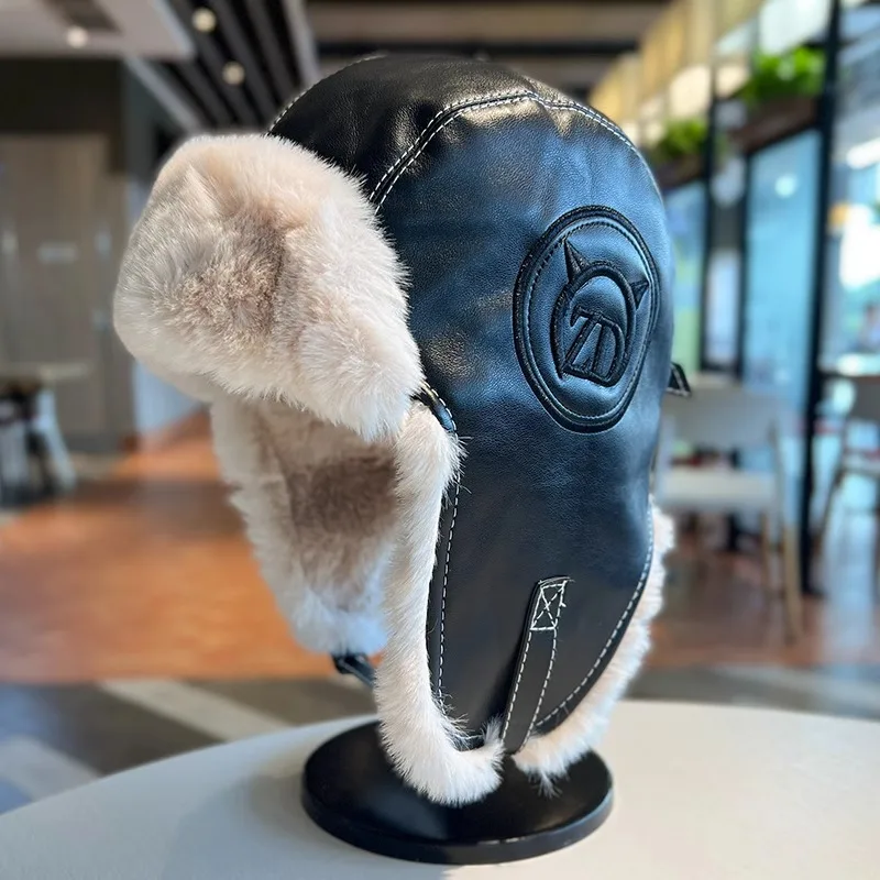Colbacco Donna Autunno e Inverno WarmpuLeather Peluche Cofano Sci all'aperto Paraorecchie a prova di freddo Cappello Casco da volo Antivento Ridi