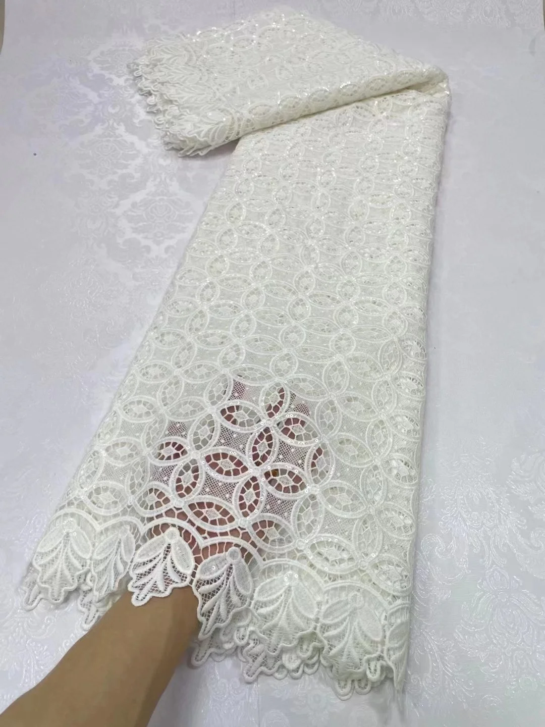 

High Quality African Water Soluble Lace Fabric Nigerian Embroidery Sequins Lace Guipure Cord Lace Fabric For Nigeria Wedding