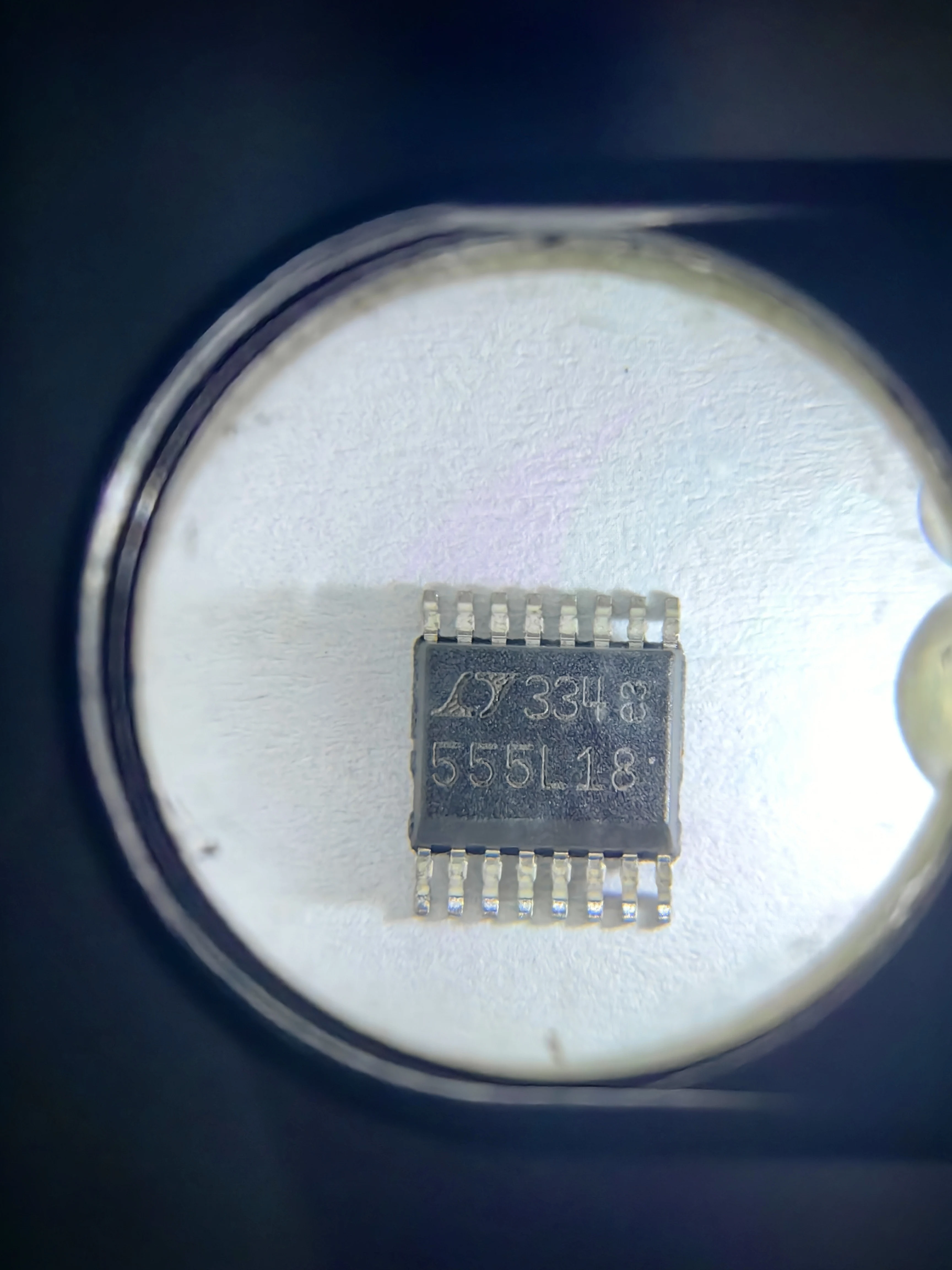 

LTC1555 LTC1555LEGN LTC1555LEGN-1.8 - SIM Power Supplyand Level Translator