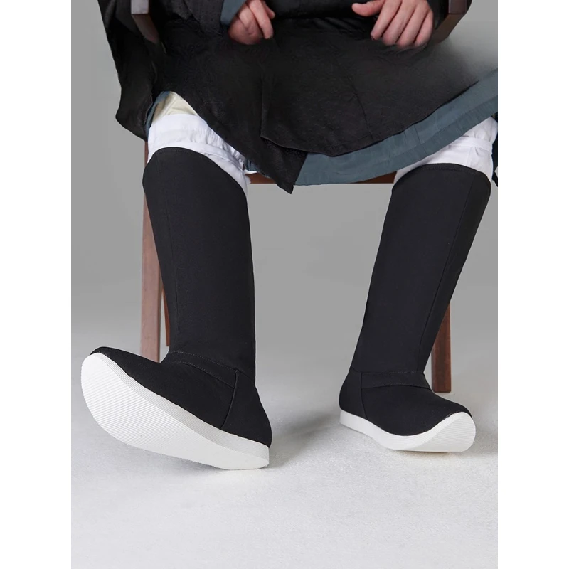 

Hanfu boots men's Ming Dynasty soap boots thick antique style shoes
