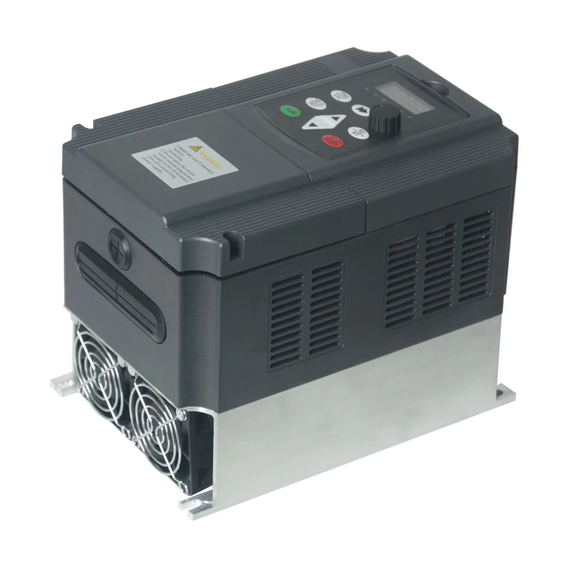 HOT! 0.75KW/1.5KW/2.2KW/3KW/4KW/5.5KW/7.5KW Single-phase Inverter Output 3-Phase VFD Frequency Converter Adjustable Speed 220V