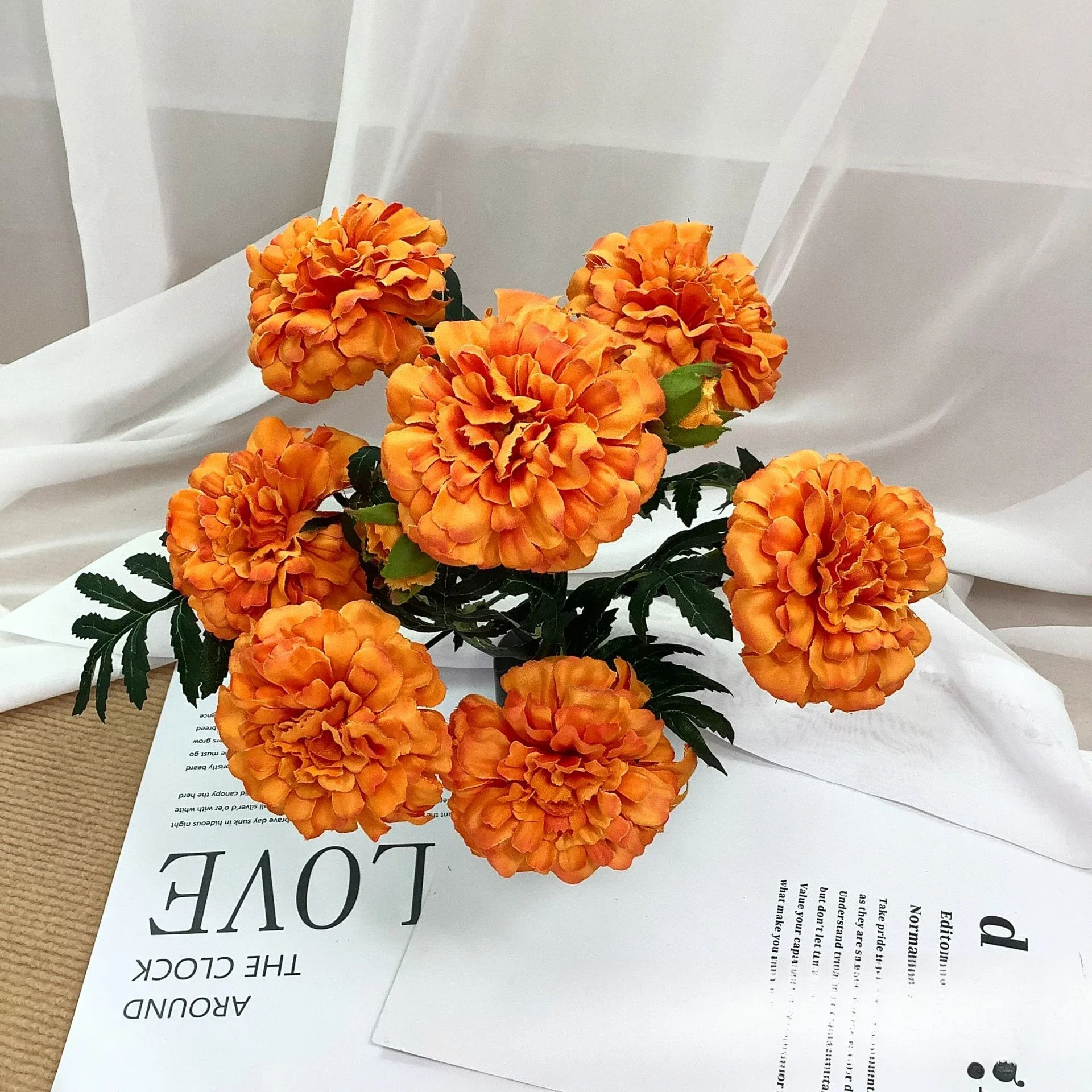 Vintage Künstliche Ringelblumen, Faux-Kalendula-Bouquet, Einfacher Retro-Stil für Wohnzimmer, Heimdekoration, Vasen-Mittelstück – Detail 9