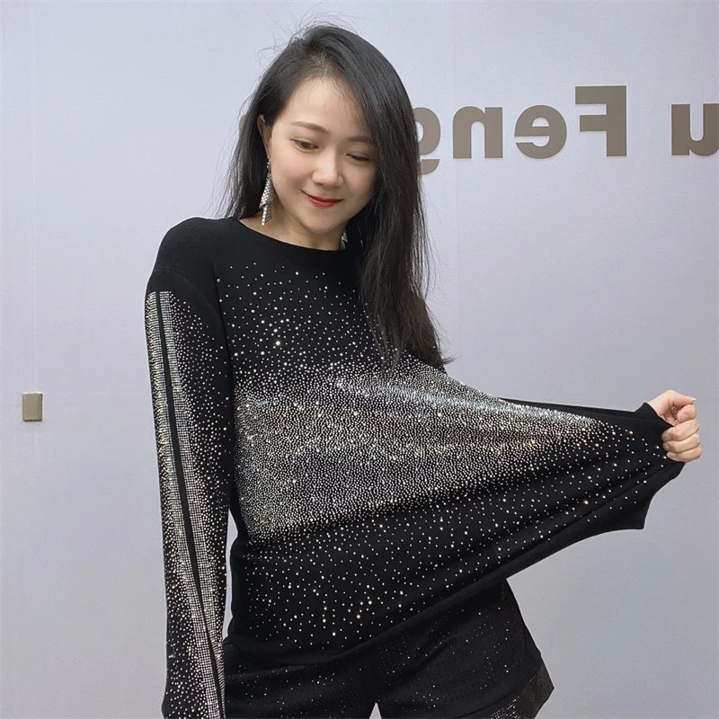 Women Shiny Rhinestones Long Shirt Women Glitter Hot Pressed Diamond base Shirt Casual Loose Women\'s Clothing Shirt