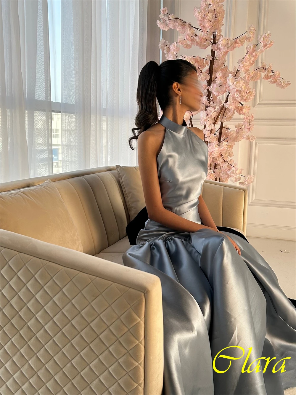 Moda personalizada cetim halter vestido de noite requintado sereia sem mangas vestido de baile moda aberta volta vestidos de ocasião especial