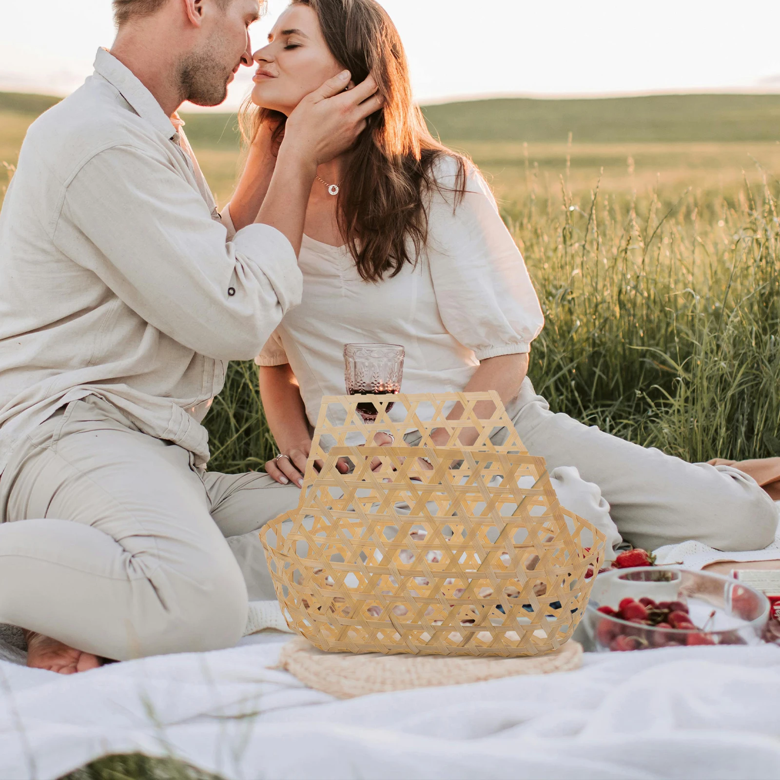 

Bamboo Woven Storage Basket Lightweight Portable Picnic Handmade Vegetable Snacks Sundries Basket Decor Outdoor Party Camping