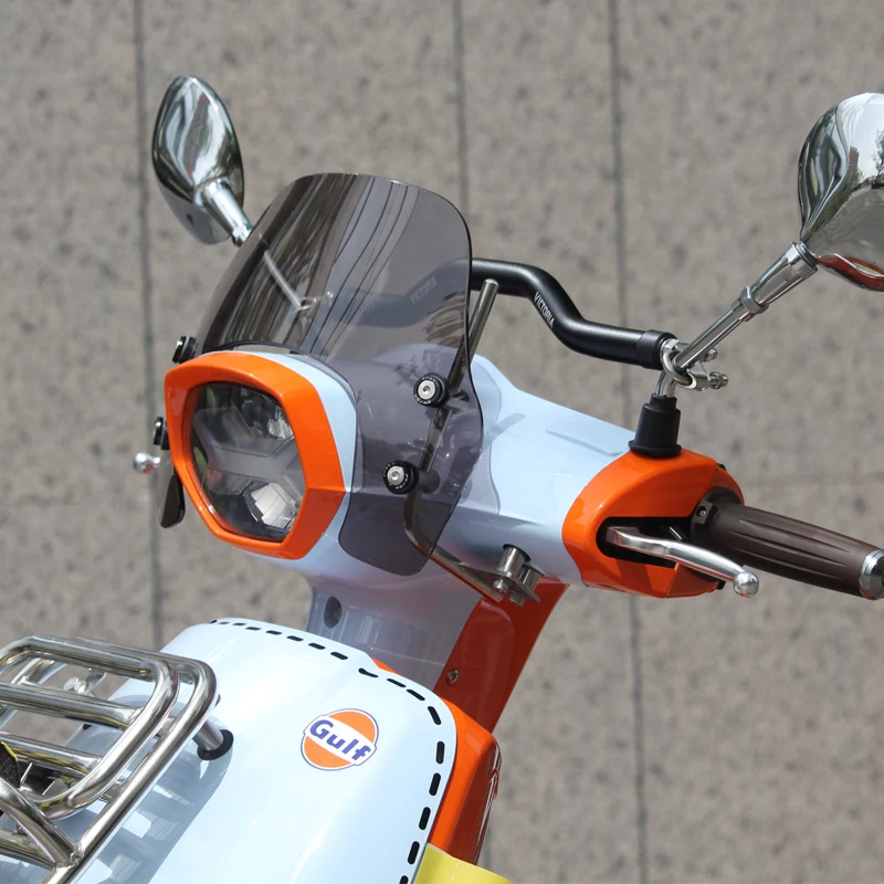 

Motorcycle modified windshield, front windshield trim