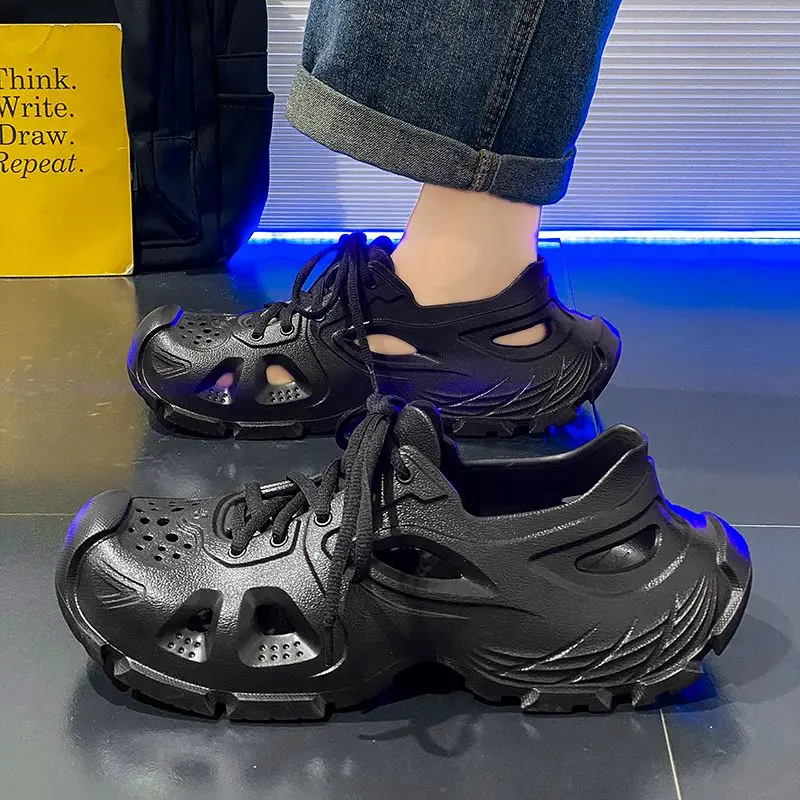 

Мужские туфли с закрытым носком и ремешками на платформе с полыми отверстиями, лето 2022, дешевые жидкостные стильные нескользящие роскошные мужские сандалии из ЭВА