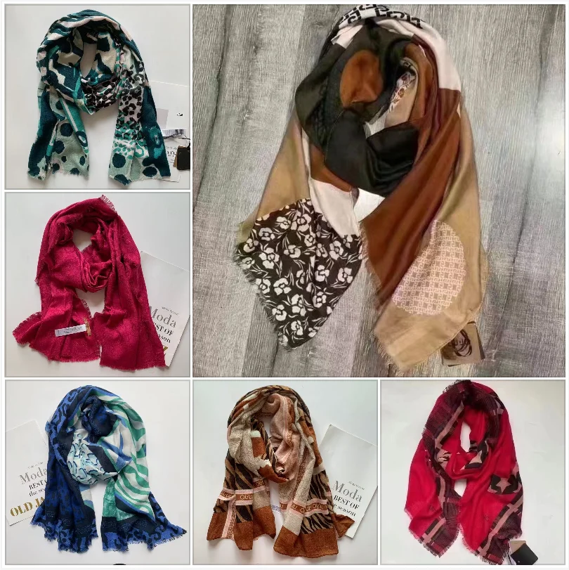 

Foreign trade original order, Italian new product, embroidered print, beach shading, fashionable decoration, knitted long scarf