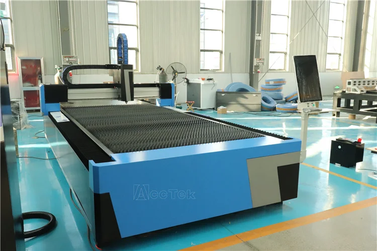 Machine de découpe Laser pour tôle, haute précision, 1530