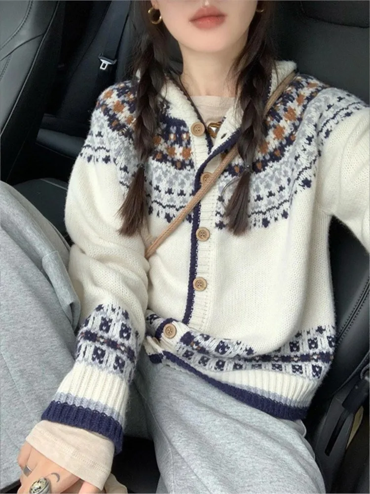 

Retro Jacquard Knitted Cardigan Women's Soft Waxy Sweater Jacket Winter Clothes Woman Pulls Femmes Comfortable Trendy Casual