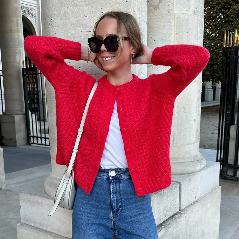 

Commute Slim Fit Comfortable Casual Knitwear for Women Russian Style Short Knitted Sweater Single Button Cardigan