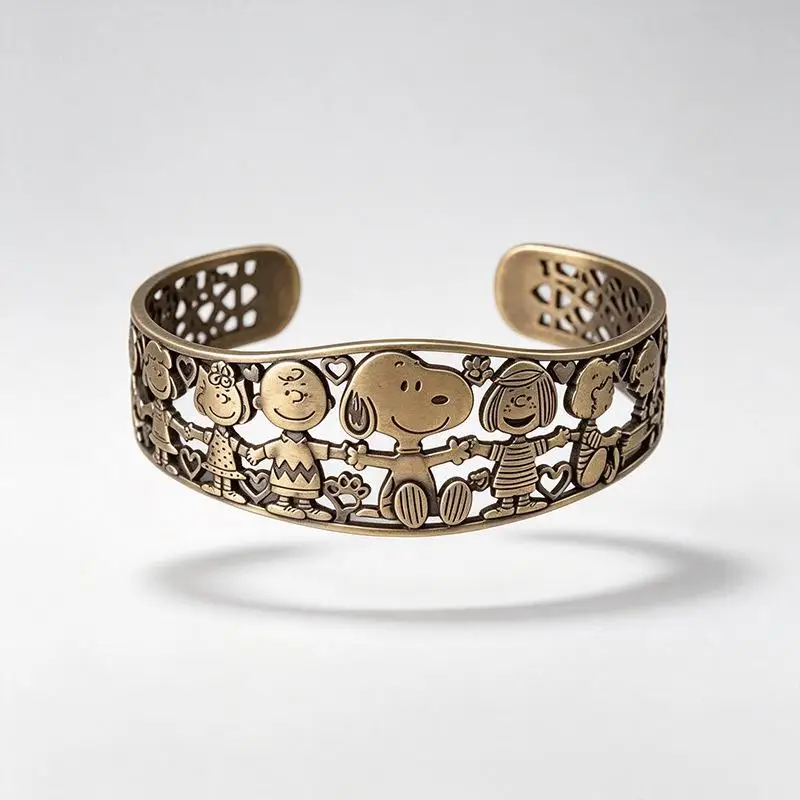 Vintage Snoopys Bracelet Kawaii Hollow Retro Cartoon Bracelet Accessory Personalized Metal Hand Jewelry Elegant Wear Decorative