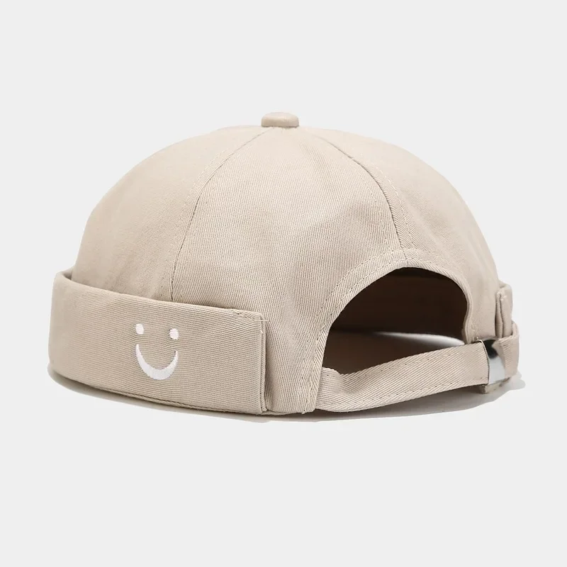 Einfache Smiley-Gesicht bestickte Baumwolle Vermieter Hut Männer und Frauen trendige randlose Melone Guppi Cap Baskenmütze trendige Hip-Hop-Mütze – Detail 4