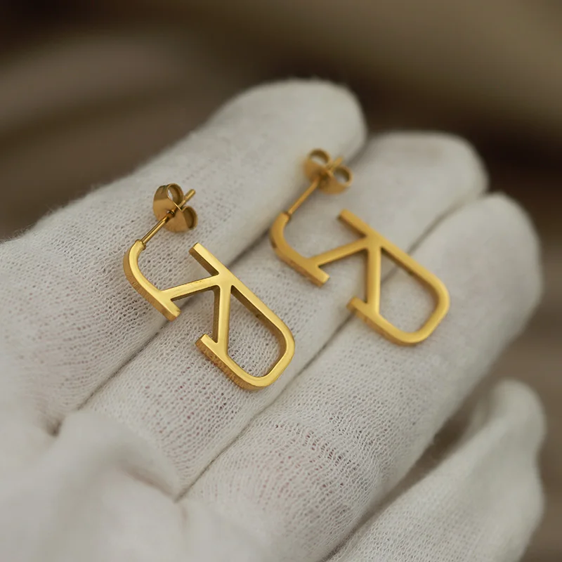 316L الفولاذ المقاوم للصدأ الكلاسيكية المعادن رسالة الخامس وأقراط للنساء أزياء العلامة التجارية مجوهرات الأقراط الجوف الملحقات #3