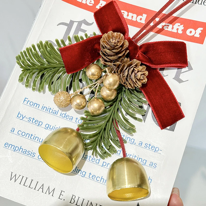 عيد الميلاد جلجل أجراس الباب شماعات حلية المخملية القوس الصنوبر مخروط جرس المعلقات لعيد الميلاد الديكور 2025 هدية الكريسماس نويل