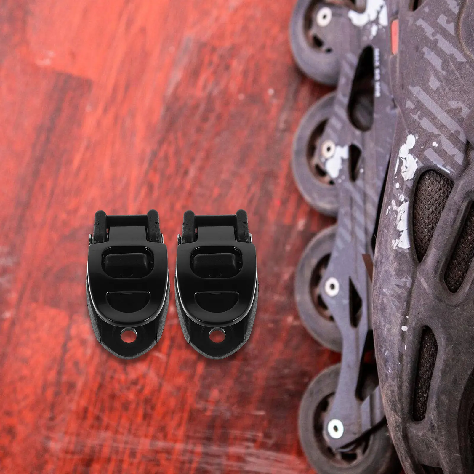 

2 шт. универсальные пряжки для роликовых коньков: регулируемые, комфортные, надежная фиксация, гарантия безопасности, замена.