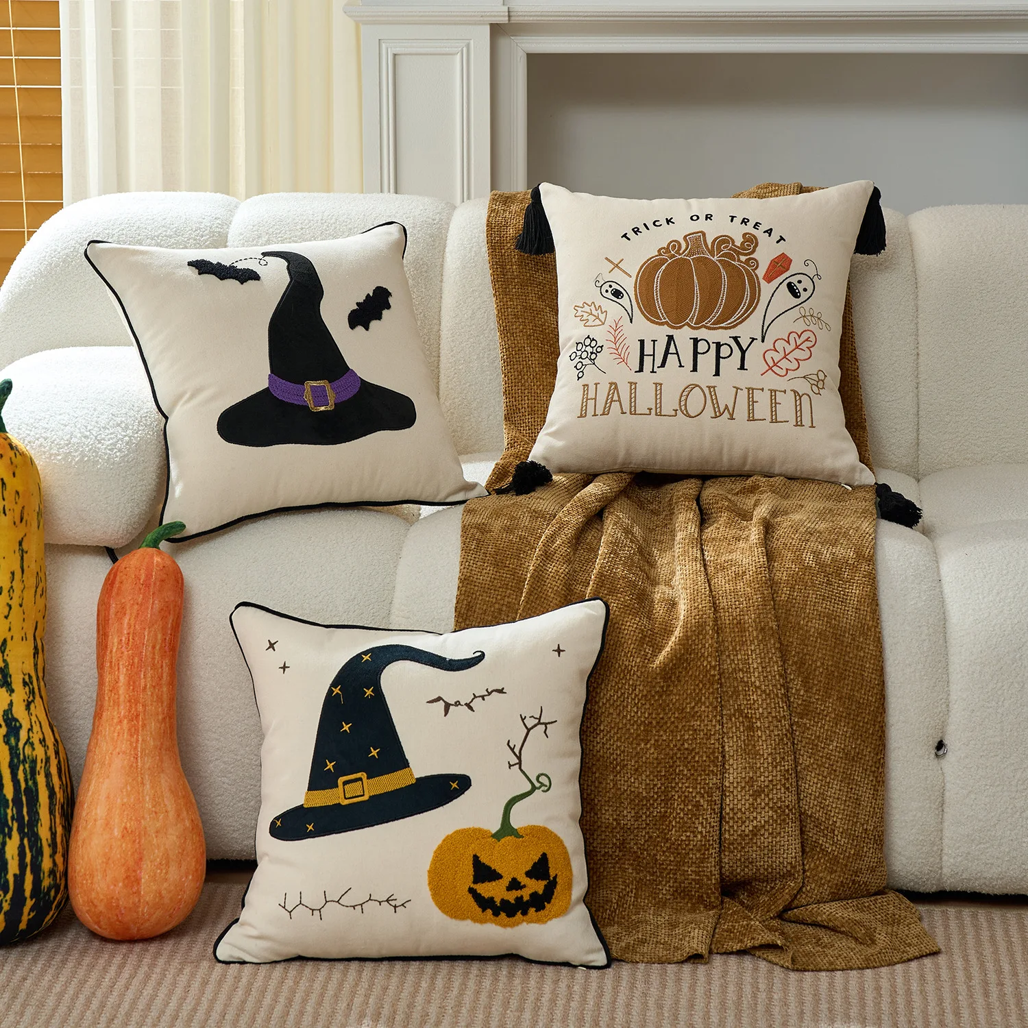 

Halloween Decoration Pillow Cover Black White Pumpkins Witch Hat Ghosts Embroidery Patchworked Cushion Cover Sofa Couch Chair